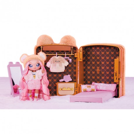 NA NA NA SURPRISE 3 EN 1 BACKPACK BEDROOM PLAYSET SARAH SNUGGLES