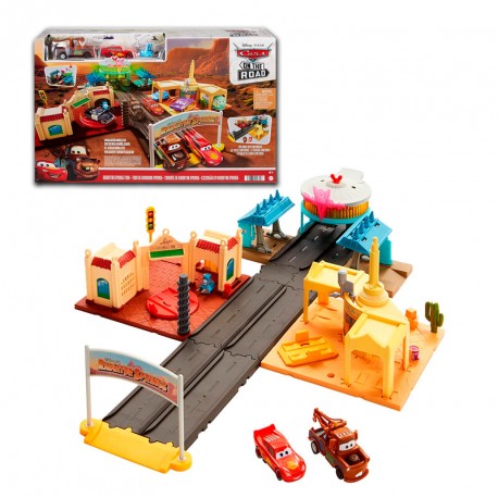 CARS ON THE ROAD RADIADOR SPRINGS