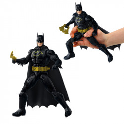 BATMAN FIGURA TRAJE NEGRO 15CM CON ACCESORIOS
